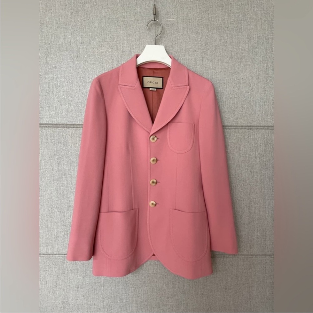 Authentic Gucci Blush Pink Women's Suit Jacket size 10